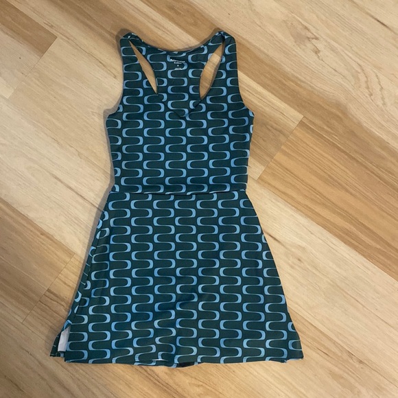 Reformation Dresses & Skirts - Reformation Naomi Ecomove Active Dress